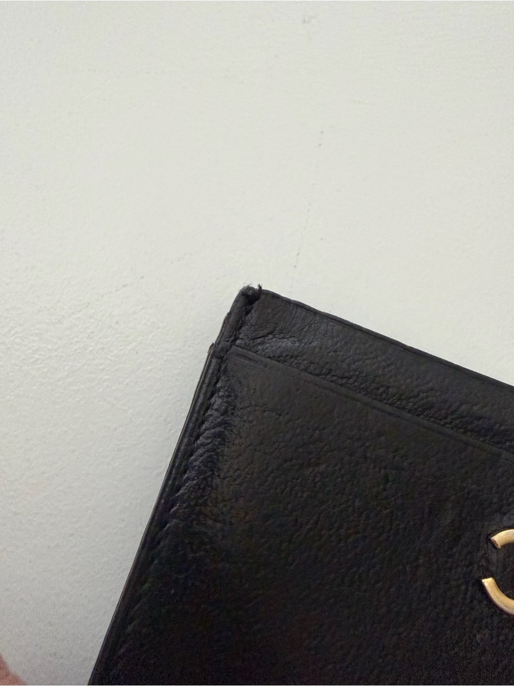 CHANEL Black Leather Card Holder with Gold CC logo - Authentic - Picture 10 of 11